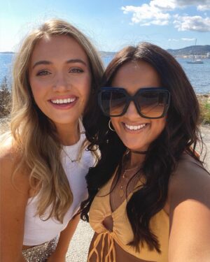 Tilly Keeper Instagram - club tropicana 🌞🍹🌴