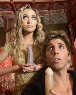 Tilly Keeper Instagram - 🇬🇧💋🔪👑