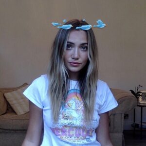 Tilly Keeper Instagram - girl in quarantine