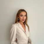 Tilly Keeper Instagram – wallflower
