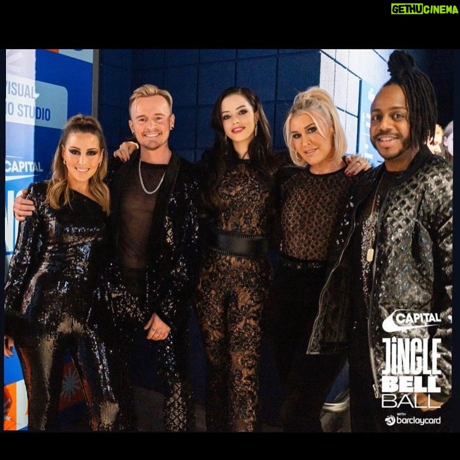 Tina Barrett - 2.4K Likes - Thank you so much for having us @capitalofficial #jinglebellball @sclub what an amazing night 🙌🩷💋✨
