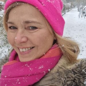 Tina Ruland Instagram - Berlin im Schnee! Wie ist es bei Euch, auch alles weiß? 
Die ersten paar Tage finde ich das ja wirklich schön, aber dann kommt der Sommermensch in mir wieder durch. Und Ihr-Sommer oder Winterfans?