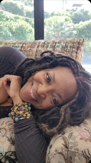 Tina Lifford Instagram - 🌟 I’m embracing my resolution to get seven healthy hours of sleep a night. Some days, I hit my goal. And when I don’t, I do my best to counter my lack of sleep the next day.

How about you? Have you ever noticed how one good night’s sleep can influence your next day? 💤

 #SelfCare #HealthyHabits #spirituallyfit #livewell #tinalifford #mindsetofgreatness #greatnessawaits #createyourlife #focusonyourself #greatnessmindset #qotd #passion #innerfitness #dreambig #livewhatyoulove #dowhatyoulove #purposedriven #soulfulliving #theinnerfitnessproject #mindbodygreen #soulwork #spiritualliving #selfdiscovery #daregreatly #greatness #spirituallycentered