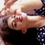 Tithi Raaj Instagram - कितने दूर कितने पास #🖤 . #love #life #laughter #smile #energy #positivevibes #good #day #goodvibes #allthingsart #🌸
