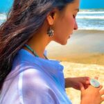 Tithi Raaj Instagram - #beaching 💙 🌊