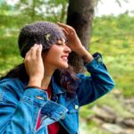 Tithi Raaj Instagram - टोपी पहनाना आसान है पहन्ना मुश्किल 😋 . The last one though ! #struggle #is #real #fun #life #fashion #allthingsart Denim jacket : @forever21_in