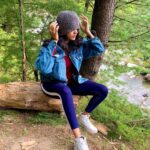 Tithi Raaj Instagram - टोपी पहनाना आसान है पहन्ना मुश्किल 😋 . The last one though ! #struggle #is #real #fun #life #fashion #allthingsart Denim jacket : @forever21_in