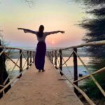 Tithi Raaj Instagram - एक हसीन शाम को दिल मेरा खो गया ✨ . #sun #sunset #scenery #sky #orange #serene #stretch #calm #good #🌸 #energy #goodvibes #allthingsart #💕