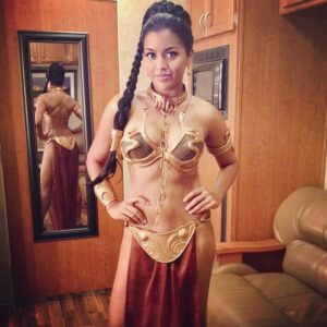 Tiya Sircar Instagram - The only day of the year I’m willing to post this pic. 😂 Once again, happy May the 4th, errybody! And big ups to anyone out there brave enough to don the Slave Girl Leia costume. Definitely NOT for the faint of heart! (It’s me. I’m the faint of heart. 🙋🏽‍♀️🫣😬)

#Maythe4th #SlaveGirlLeia #TheInternship #NehaPatel #StarWarscosplay
