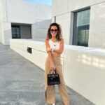 Tiziri Digne Instagram - 📍Abu Dhabi Réf de ma tenue : Top @loewe Pantalon @zara 3046/293 #styleblogger #outfitinspiration #lookdujour #ootdfashion #zarawoman