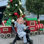 Tiziri Digne Instagram - JEU CONCOURS 🎁🎅🏼 Aujourd’hui avec @doonafrance on vous propose de remporter ce tricycle évolutif ! (Plus d’info en story 📲) Pour participer rien de plus simple : - Suivre @doonafrance & @tiziri_digne - Inviter en commentaire des amis à participer - Reposter ce post dans votre story pour doubler vos chances 🍀 Résultat mercredi 13 décembre ❤️ #jeuconcours #giveaway #concours #christmas #tricycle #enfants