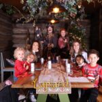 Tiziri Digne Instagram - The most magical place ever 🎅🏼 Quelle merveilleuse journée à @laplanduk , tout était magique du début à la fin ! Nous avons vécu une expérience extraordinaire, et nous nous sommes créer des souvenirs que nous chérirons pour toujours ! ❤️ #laplanduk #christmas #santa #magicalmoments