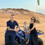 Tiziri Digne Instagram - Bye bye Dubaï 🇦🇪❤️ Nos dernières photos à Dubai (la 3ème est clairement ma préférée 🤩) on en a bien profité maintenant il est temps de rentrer & de préparer les fêtes de fin d’années 😍 #family #vacances #dubai #desert #travel