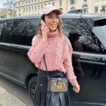 Tiziri Digne Instagram - Good morning 🌸 Que pensez-vous de ce petit look ? Le rose & le noir match bien ensemble je trouve ✔️ #outfit #mode #lookdujour #outfitinspiration
