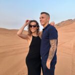 Tiziri Digne Instagram - Bye bye Dubaï 🇦🇪❤️ Nos dernières photos à Dubai (la 3ème est clairement ma préférée 🤩) on en a bien profité maintenant il est temps de rentrer & de préparer les fêtes de fin d’années 😍 #family #vacances #dubai #desert #travel