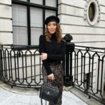 Tiziri Digne Instagram - Look du jour 🖤 Vous osez l’imprimé léopard ? 🐆 Pour le porter sans vulgarité voici quelques conseils : - L’associer à des pièces sobres - L’associer à des coloris plus neutres - Le porter sur des accessoires #lookdujour #outfitinspiration #mode #theparisianchique