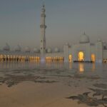 Tiziri Digne Instagram - Peaceful 🕊️🤍 #abudhabi #sheikhzayedmosque #famille #travel