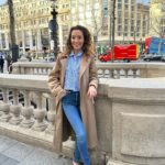 Tiziri Digne Instagram - Parisian style 💋 Vous aimez cette tenue ? BCBG & adapté à la météo 😂 #outfit #parisianstyle #chanel #lookdujour #outfitinspiration
