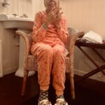 Tjitske Reidinga Instagram – Mijn moeder waar ik zoveel van hou #parkinsonsucks#maarwemakenerwatvan#langleveverpleegkundigen 🙏🏽🦊🤎