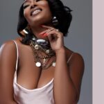 Toccara Jones Instagram - Pure happiness & joy starts from the inside, sometimes you just have to go in & dig a little deeper to find it💓💞 GLAM TEAM- Make Up: @Geishaboii Hair: @Derekjhair Styling: @royalfudgestyling Photography: @leslieandrewsphoto Creative Director: @passionatechonvill of @pmcmarketing #Swipe #fashion #supermodel #toccara #style #happiness #joy