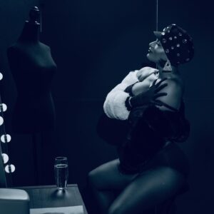 Toccara Jones Instagram - Regal. Timeless. Classic.

Trends are for the temporary. 

Can’t keep up what you already are 😘

Swipe for vibes 🥰
Squad:
Photographer: 
@missfitstudios 

Creative Director: @pmcmarketing

Production Assistant: 
@xoxo.kinnn

Make-Up: 
@geishaboii

Wardrobe/Stylist: 
@free_2byoung & @bellissimothestylist

Videographer: 
@keflon61