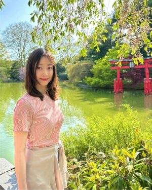 Tomoka Kurokawa Instagram - ♡
ブルックリンボタニックガーデンに来ました🪴
日本庭園エリアにて📸
良いお天気の中、たくさんのお花が見られてリフレッシュできました😊🌼
🌍
#黒川智花のNY珍道中
#智花inNY
#nyc
#NewYork
#ニューヨーク生活
#brooklyn
#brooklynbotanicgarden
#アメリカンロビン だそうです🐦
#flowers
#お花好き