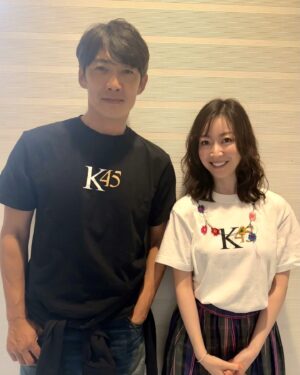 Tomoka Kurokawa Instagram - ♡
ラストは反町さん👏
いつまでも格好良くて全世代の憧れですね🤩
生歌唱も素敵でした❣️
▫️
#反町隆史 さん
#黒川智花
#GTO
#GTOリバイバル
#今夜放送楽しみです 📺
#反町さんお写真ありがとうございました ✨
#研音
#45周年
#ニッポン放送 
#KENRADIOの時間