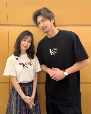 Tomoka Kurokawa Instagram - ♡
研音イベント、ご参加くださった方々、ありがとうございました😀
久しぶりに所属の皆さんと再会できて嬉しかったです✨
まずは長いお付き合いのこの方と❣️私の芸能界のお兄さんです🥹
▫️
#速水もこみち さん
#黒川智花
#ほぼ同期 
#KENRADIOの時間
#東京国際フォーラム 
#もこちゃんありがとう ✨
#研音
#45周年
#ニッポン放送