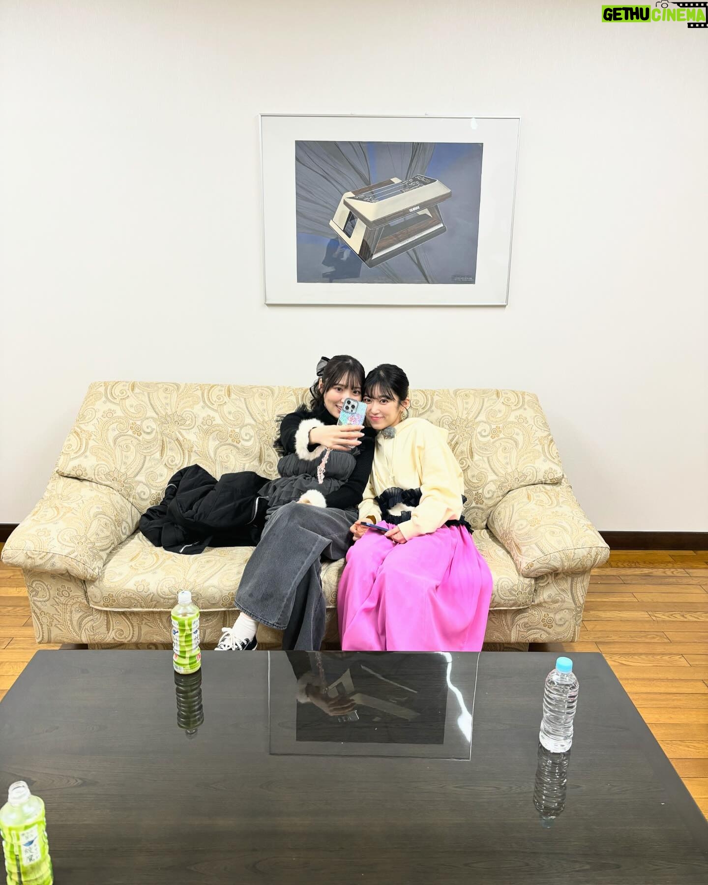 Tomoyo Kurosawa - 3.1K Likes - ヤマハ!
豊田萌絵ちゃんと一緒に工場見学させていただきました!
金管楽器が生み出されていくところを間近で見ることができて、職人の皆さまの業に感動してばかりいた1日でした。
学校もすごかった…👀!!
YouTube、是非ご覧ください⛅️
ヤマハの皆さま、ありがとうございました!
#anime_eupho #ユーフォ3期 #yamaha #ヤマハ #工場見学
・・・・・・
アクセサリー @rhodes_showroom
ハートゴールドイヤリング @happycakejewels
凸凹リング @porettofelun_jewelry