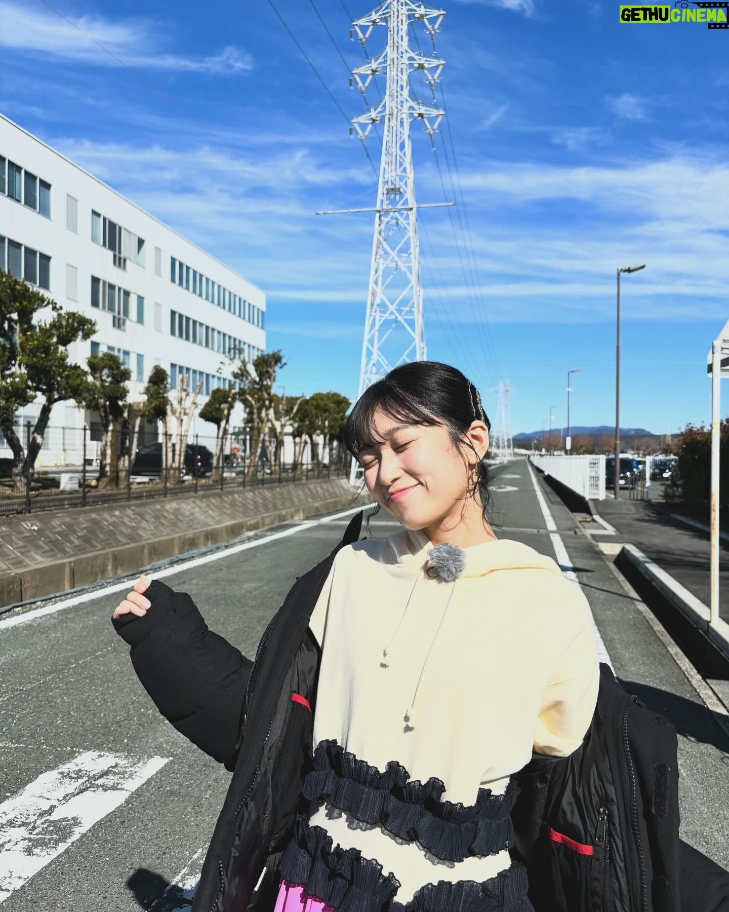 Tomoyo Kurosawa - 3.1K Likes - ヤマハ!
豊田萌絵ちゃんと一緒に工場見学させていただきました!
金管楽器が生み出されていくところを間近で見ることができて、職人の皆さまの業に感動してばかりいた1日でした。
学校もすごかった…👀!!
YouTube、是非ご覧ください⛅️
ヤマハの皆さま、ありがとうございました!
#anime_eupho #ユーフォ3期 #yamaha #ヤマハ #工場見学
・・・・・・
アクセサリー @rhodes_showroom
ハートゴールドイヤリング @happycakejewels
凸凹リング @porettofelun_jewelry