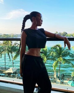 Toni Tones Instagram - Don’t play with it…