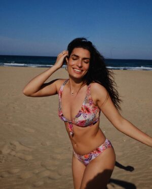 Tonia Sotiropoulou Instagram - Colourful summer by @calzedonia 

#calzedonia #feelgoodincalzedonia #almostsummer #italy