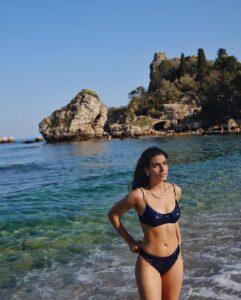 Tonia Sotiropoulou Instagram - Welcoming summer in @calzedonia #calzedonia #feelgoodincalzedonia #almostsummer #italy