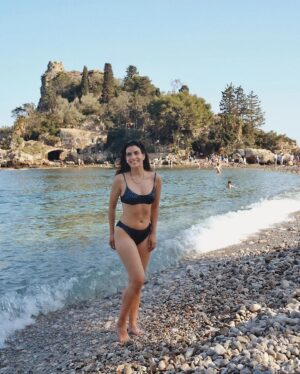 Tonia Sotiropoulou Instagram - Welcoming summer in @calzedonia 

#calzedonia #feelgoodincalzedonia #almostsummer #italy