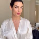 Tonia Sotiropoulou Instagram - Red carpet ready ❤️‍🔥 Thank you @esteelauder #Futurist #BronzeGoddess #PureColor #EsteeLauderGreece #cannes #esteelauder #glam #getreadywithme #beauty