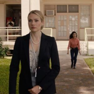 Tori Anderson Instagram - #Kacy comin in hot 🔥 tune into @ncishawaiicbs tonight! 

 #NCISHawaii