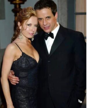 Tracey E. Bregman Instagram - #tbt from 2005 before Lauren and Michael became ‘Likey’ and now. So amazing when you can look into your acting partner’s eyes and all the history is that just there waiting to be tapped and unfolded. It is a joy to be able to do this with @christianjleblanc and @youngandrestlesscbs Loving my job is an understatement ❤️❤️#soapopera #soap #actorlife #westcoast #cbs #tango #scenery #flashback