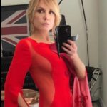 Tracey E. Bregman Instagram - I know @therealstafford only challenged me to 3 decades on the red carpet but here’s 4! As I get ready to celebrate #41 tomorrow on @youngandrestlesscbs Thanks to @mark_zunino for most of my @daytimeemmys looks and @sencouture @herveleger @soniaete_couture Fashion is a fun thing! I now challenge @jesswaltonyr @real_jchapman to do the same! 💖❤️