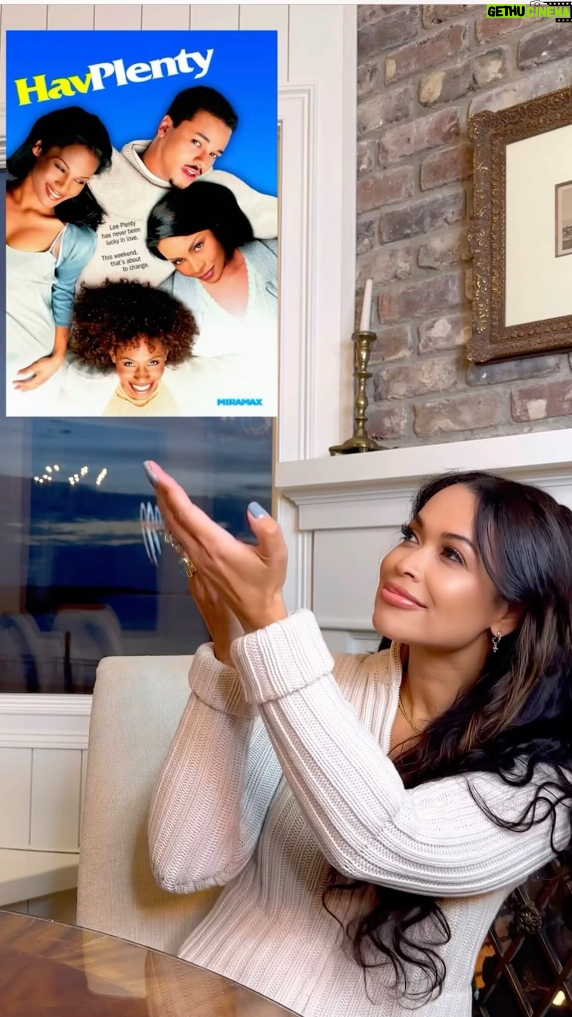 Tracey Edmonds Instagram - Happy #FBF Fam!! So last time I did this, many of Y’all said that I forgot to include certain projects. So I decided to do a “Part Two” in order to shout the ones that weren’t included first time. Let me know if you remember any of these. 😉 Sending LOVE and GRATITUDE to EVERYONE that I’ve been blessed to work with along the way! Wishing everyone a beautiful weekend! ✌🏽❤️ #todaysinspo #fashioninspo #grwm #shotoniphone #vloggerlife #dailydose #minivlog #dailyvlog