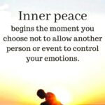 Tracey Edmonds Instagram - Happy Easter Weekend Fam! I have OFFICIALLY started mine out here! Let's be grateful for our blessings and spread peace & love this weekend. Hold onto your inner-peace no matter what. When you VIBRATE HIGH, you soar above negativity and toxicity. THEY CAN'T touch you! 😉👊🏽💪🏽✌🏽❤️ #positivevibesonly #liveyourbestlife #cleanliving #fableticsambassador #fabletics