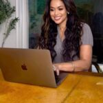 Tracey Edmonds Instagram - We are still at the start of a blessed year! 🙌🏼 Let’s recite these affirmations and have faith that all things are working together in our favor. WE got this! 🙏🏽🙌🏽❤️ #todaysinspo #fashioninspo #grwm #shotoniphone #vloggerlife #dailydose #minivlog #dailyvlog