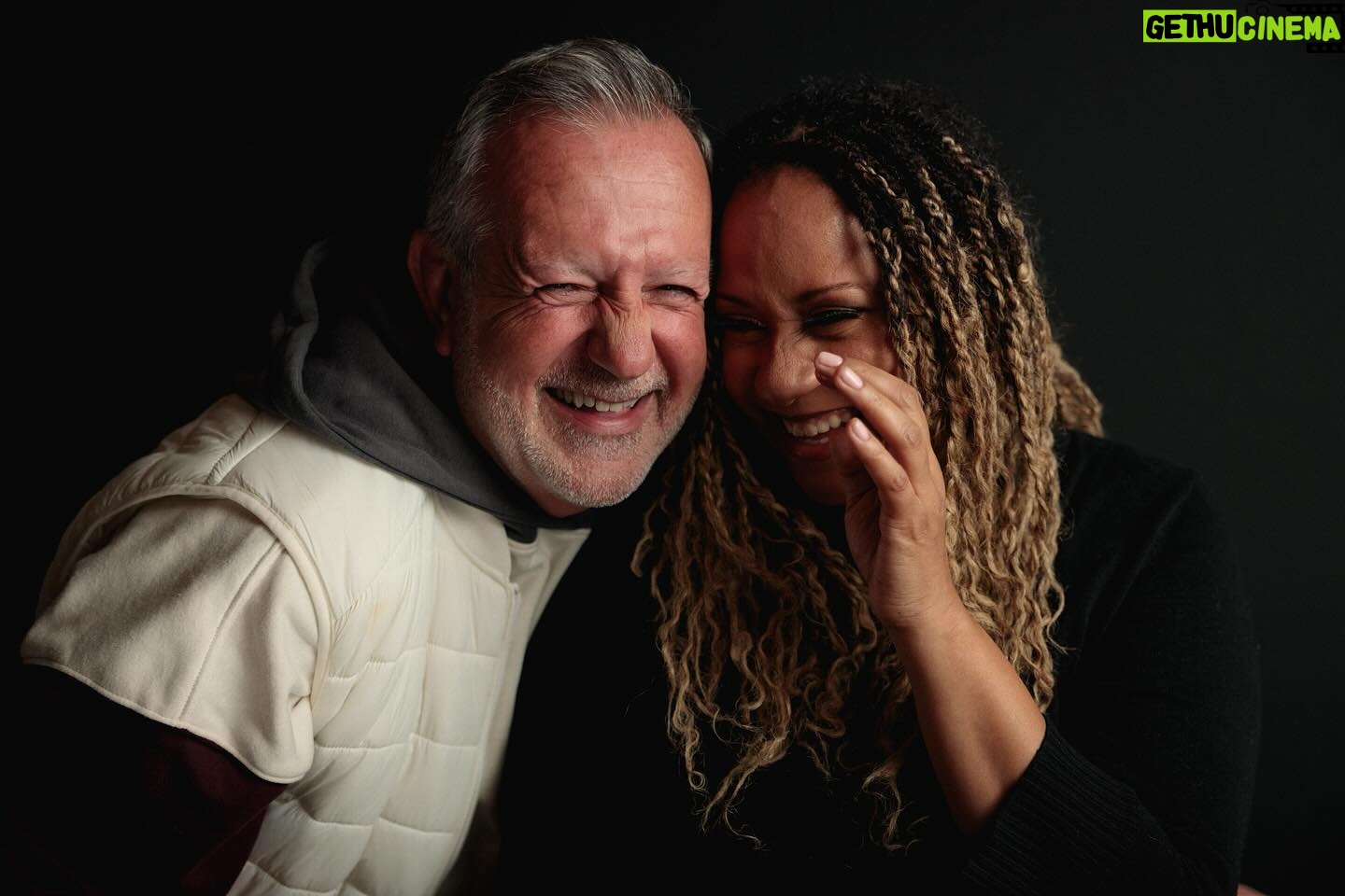 Tracie Thoms Instagram - Happy Birthday to one of the best friends a gal could ask for!!! @sargonjackson, you have believed in me from the moment I met you. You’ve been my champion and my dear dear friend for almost 20 years, and we’re just getting started, baby! Happy, Happy Birthday!!!! 🎈🎉🍾🎊❤️