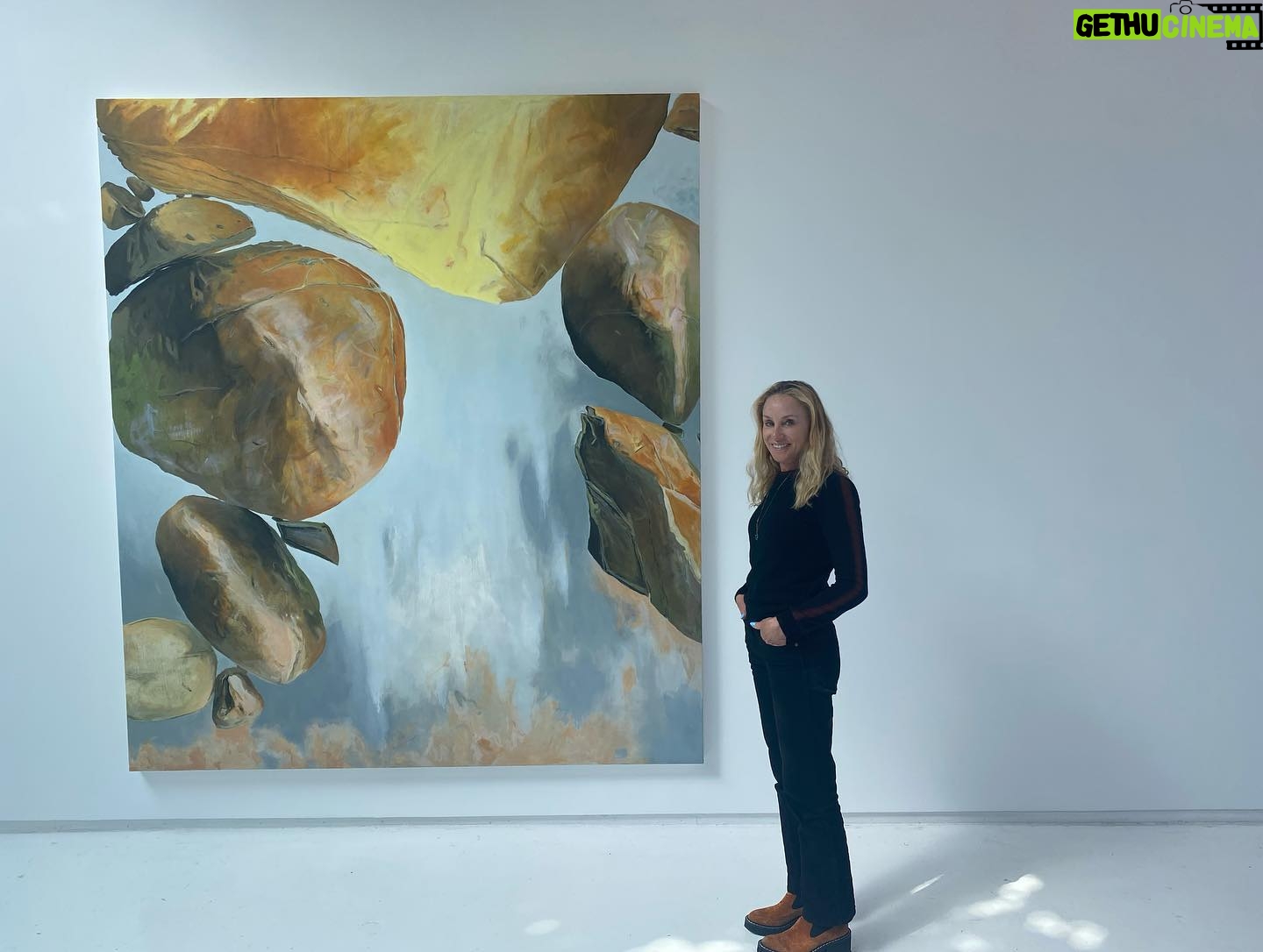 Tracy Pollan Instagram - Judith Belzer’s new show Where We Stand is absolutely stunning. If you are in San Francisco, definitely check it out.