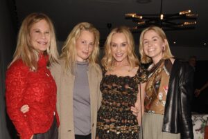Tracy Pollan Instagram - A very special night surrounded by family and friends for the screening of STILL @lincolncenter 
Streaming on @appletv starting May 12  @michaelsimon64