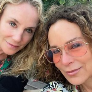 Tracy Pollan Instagram - No better gift than a life long best friend. I know it’s your birthday but I get to reap the rewards. Love you bestie, have a beautiful day!