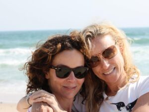 Tracy Pollan Instagram - No better gift than a life long best friend. I know it’s your birthday but I get to reap the rewards. Love you bestie, have a beautiful day!