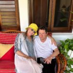 Tracy Pollan Instagram - Nothing better than sunning with my honey! Happy valentines to my one and only💗💗💗