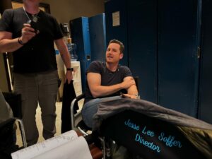 Tracy Spiridakos Instagram - Tonight’s episode was directed by the one and only, our very own @jesseleesoffer 🥳🥳🥳!! And you guys, it’s a realllllllly good one. You don’t want to miss it.