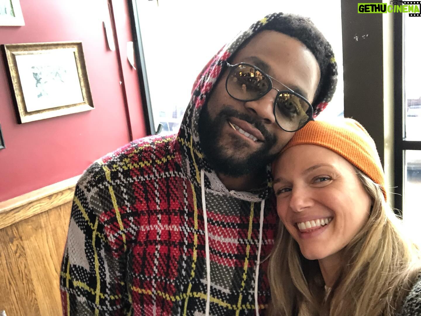 Tracy Spiridakos Instagram - Happy Birthday @laroycehawkins 🥳🥳🥳🥰