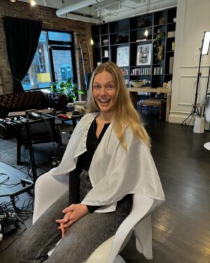 Tracy Spiridakos Instagram - So, I did something 😃 and I love it. Thank you @alexbrownhair ☺️